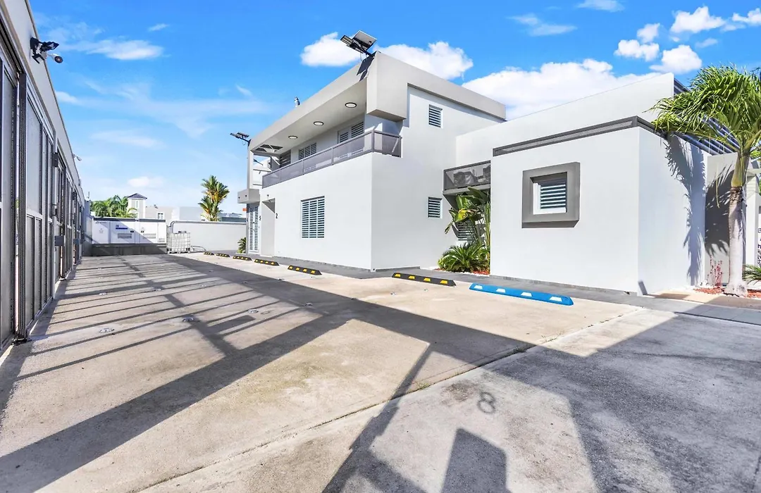 Aqua Ville Moderna 1 - Spacious 4Br Villa-Suite With King Beds-1